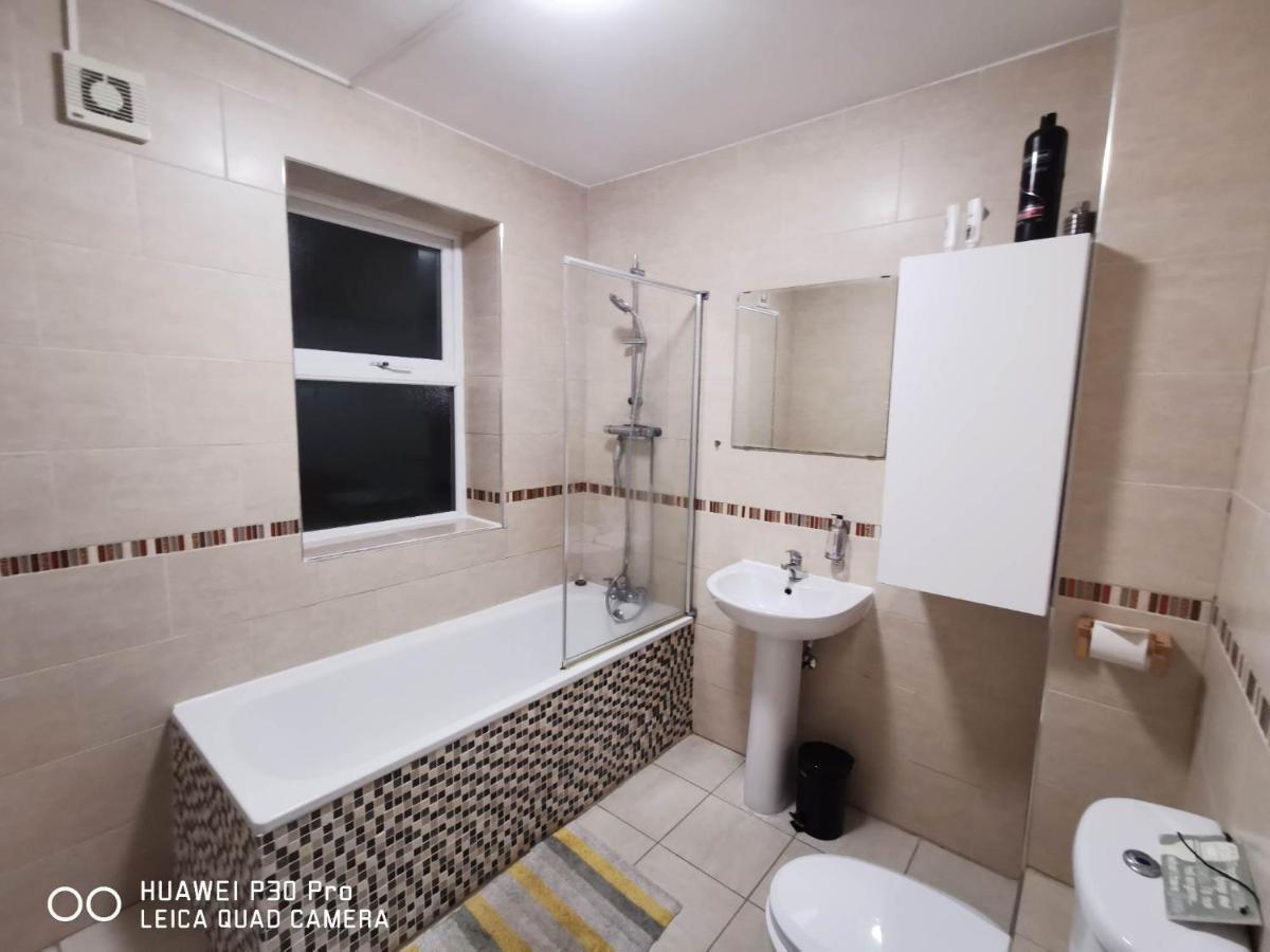 Barbara'S Accommodation Liverpool Ngoại thất bức ảnh
