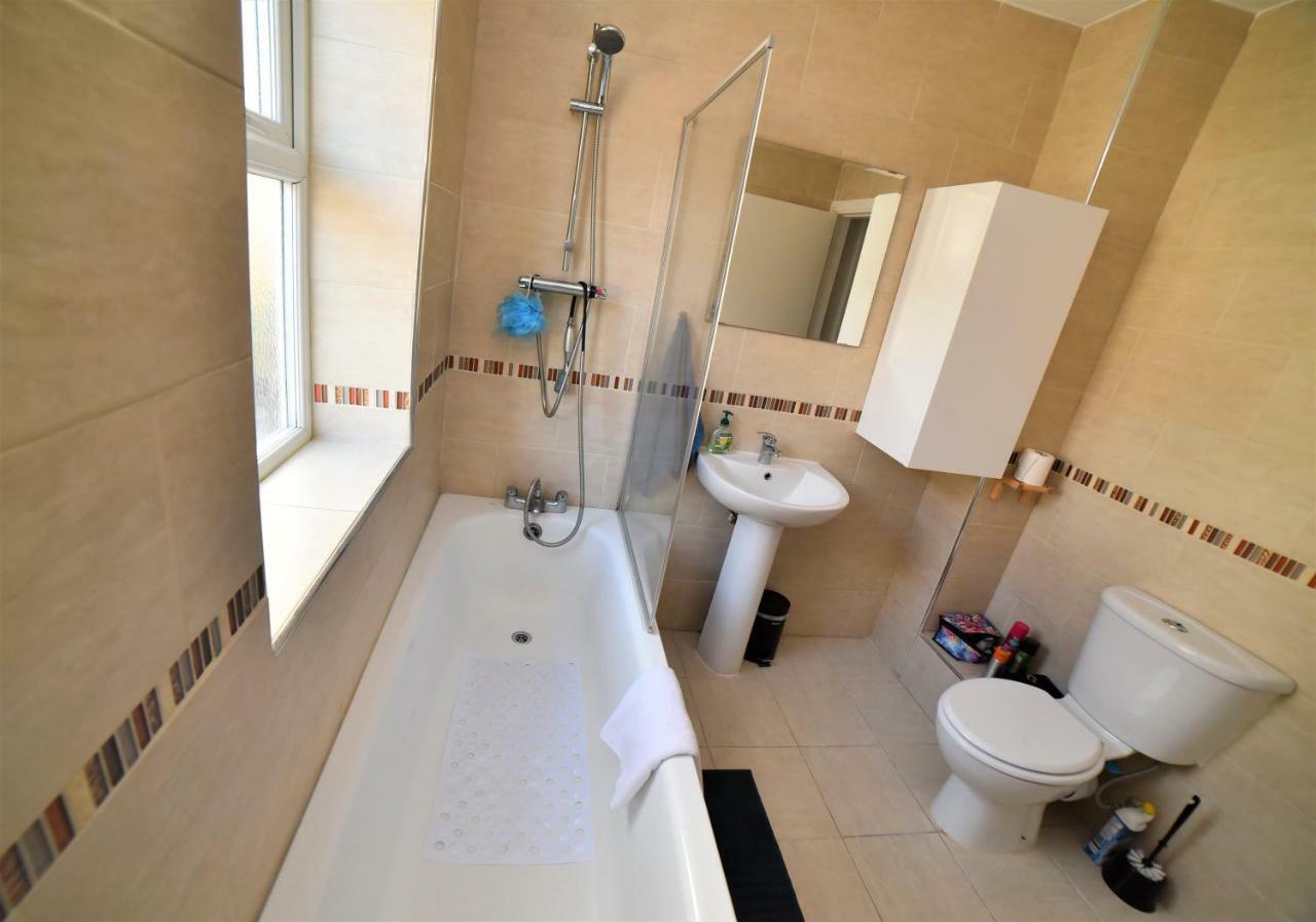 Barbara'S Accommodation Liverpool Ngoại thất bức ảnh